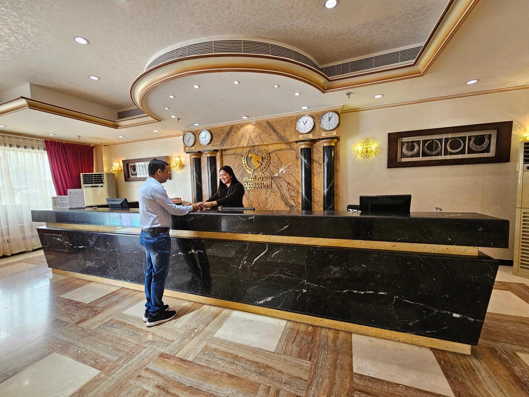Caesar Hotel Mascate Esterno foto